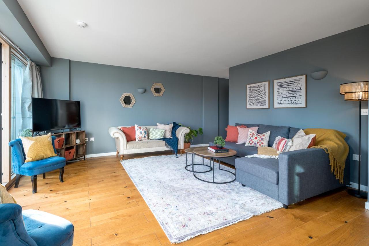 2 Bedroom Apartment With Park Views Shoreditch London Exterior photo